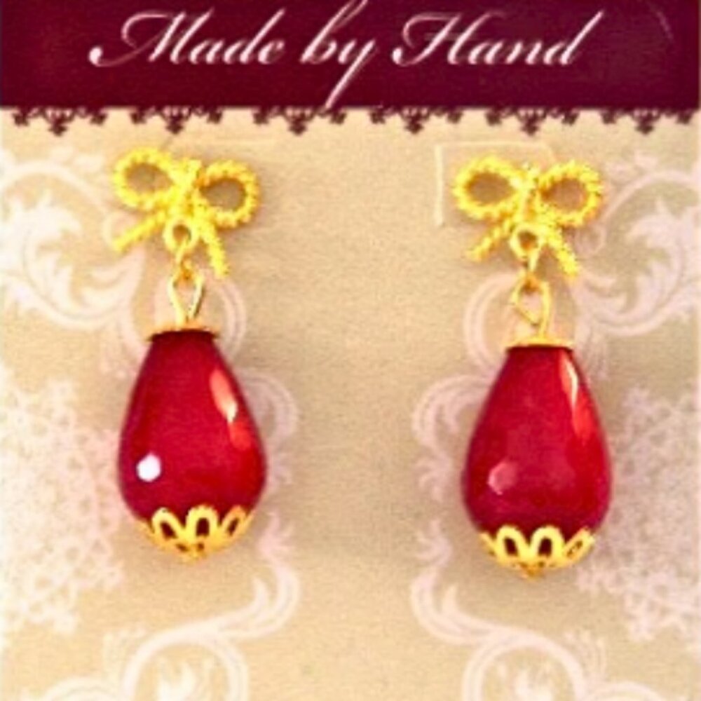 Gold Bowtie Ruby Jade Drop Earrings